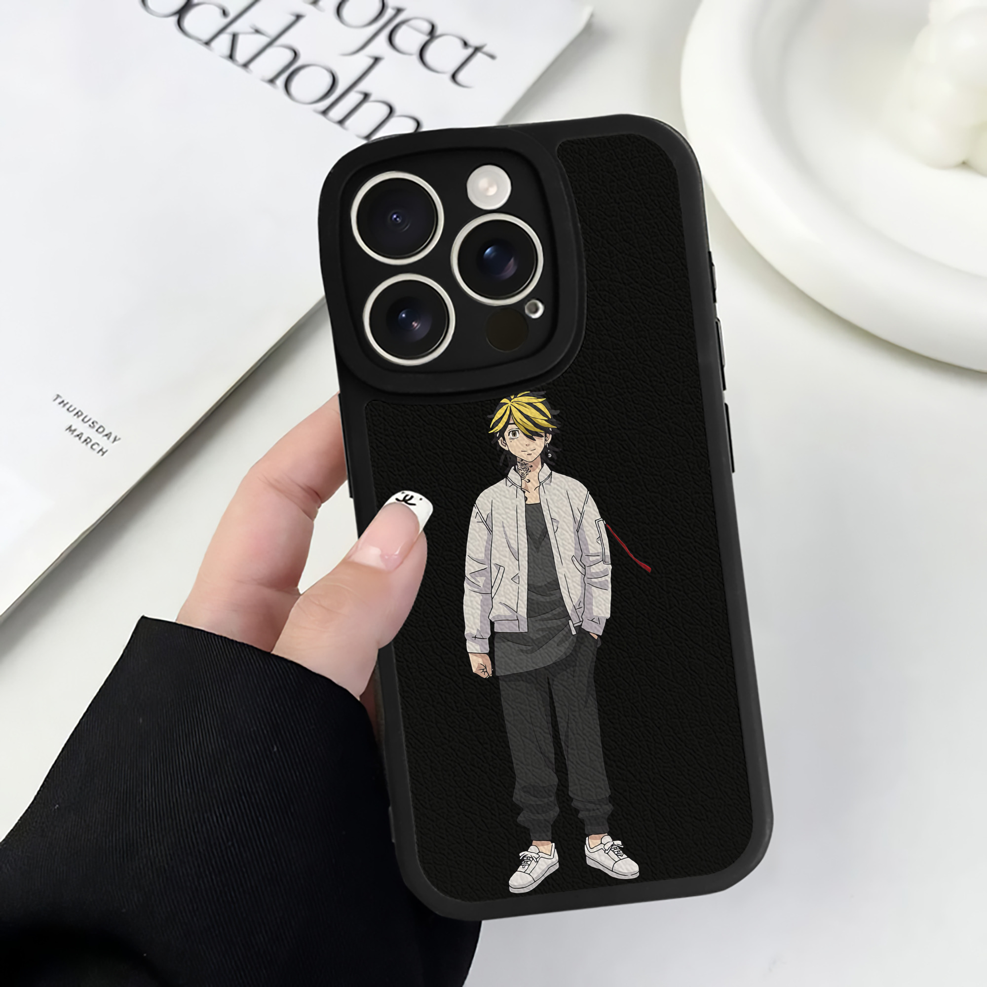 （画像用） 東京リベンジャーズ Tokyo Revengers 【iPhone 16シリーズ対応】シリコンスマホケース（レザー調） 材質：シリコン